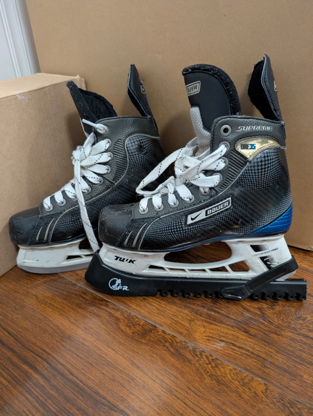 Bauer Supreme ONE35 Hockey Skates - Youth Size 5