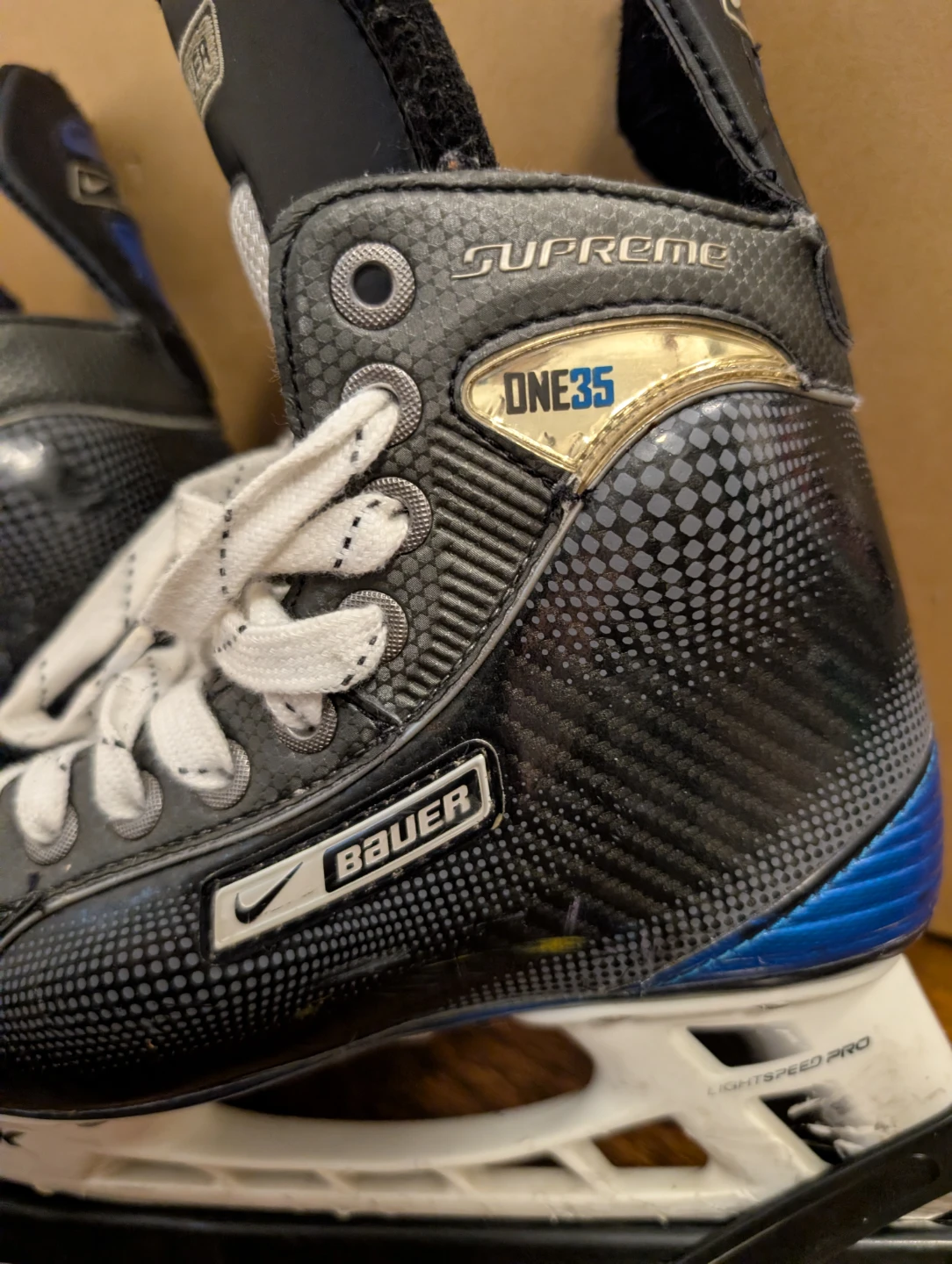 Bauer Supreme ONE35 Hockey Skates - Youth Size 5 - photo 2