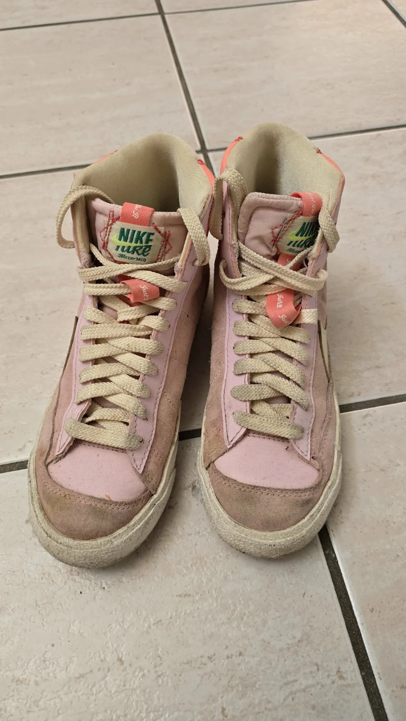 Nike Blazer Mid Kids Shoes Pink Size 4Y - photo 2