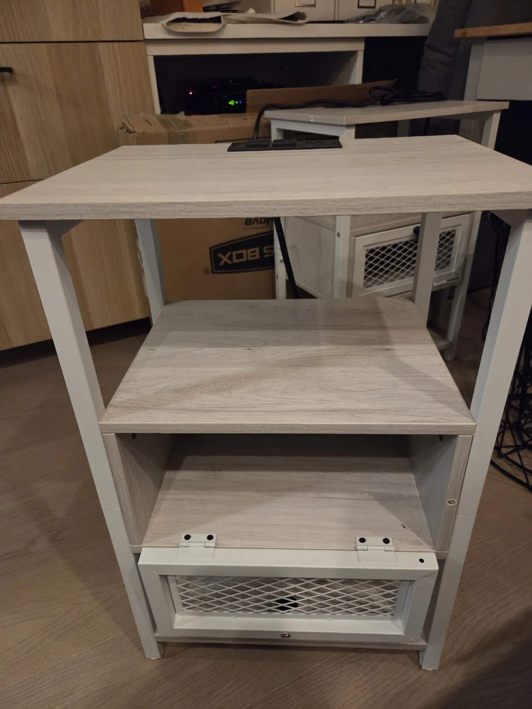 2 bedroom night stands with charging station - photo 5