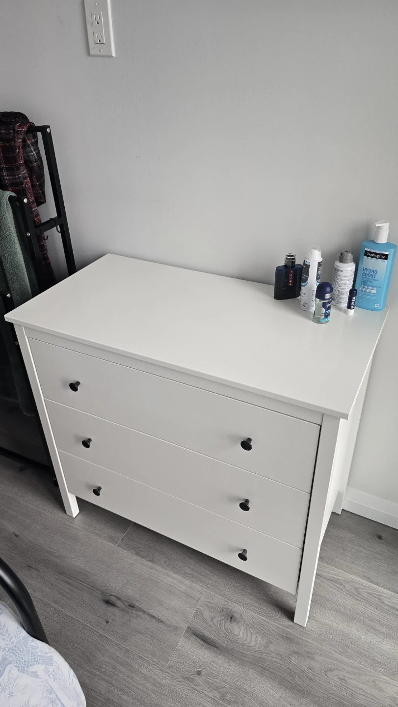 IKEA HEMNES 3-Drawer Dresser - White - photo 2