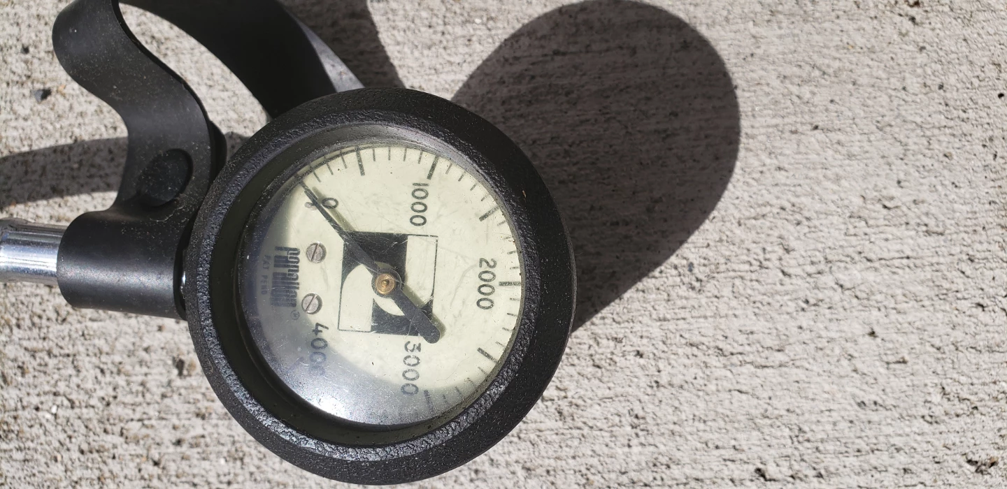 Scuba Regulator and Pressure Gauge Set - photo 2