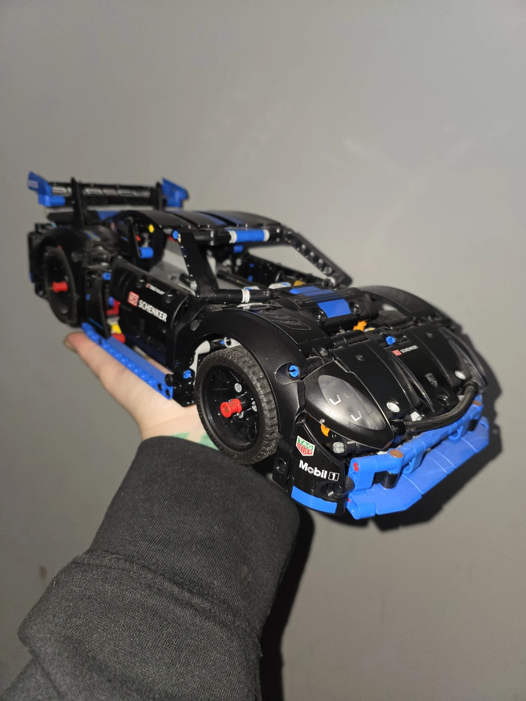 LEGO Technic 42176 Porsche 911 RSR - photo 2