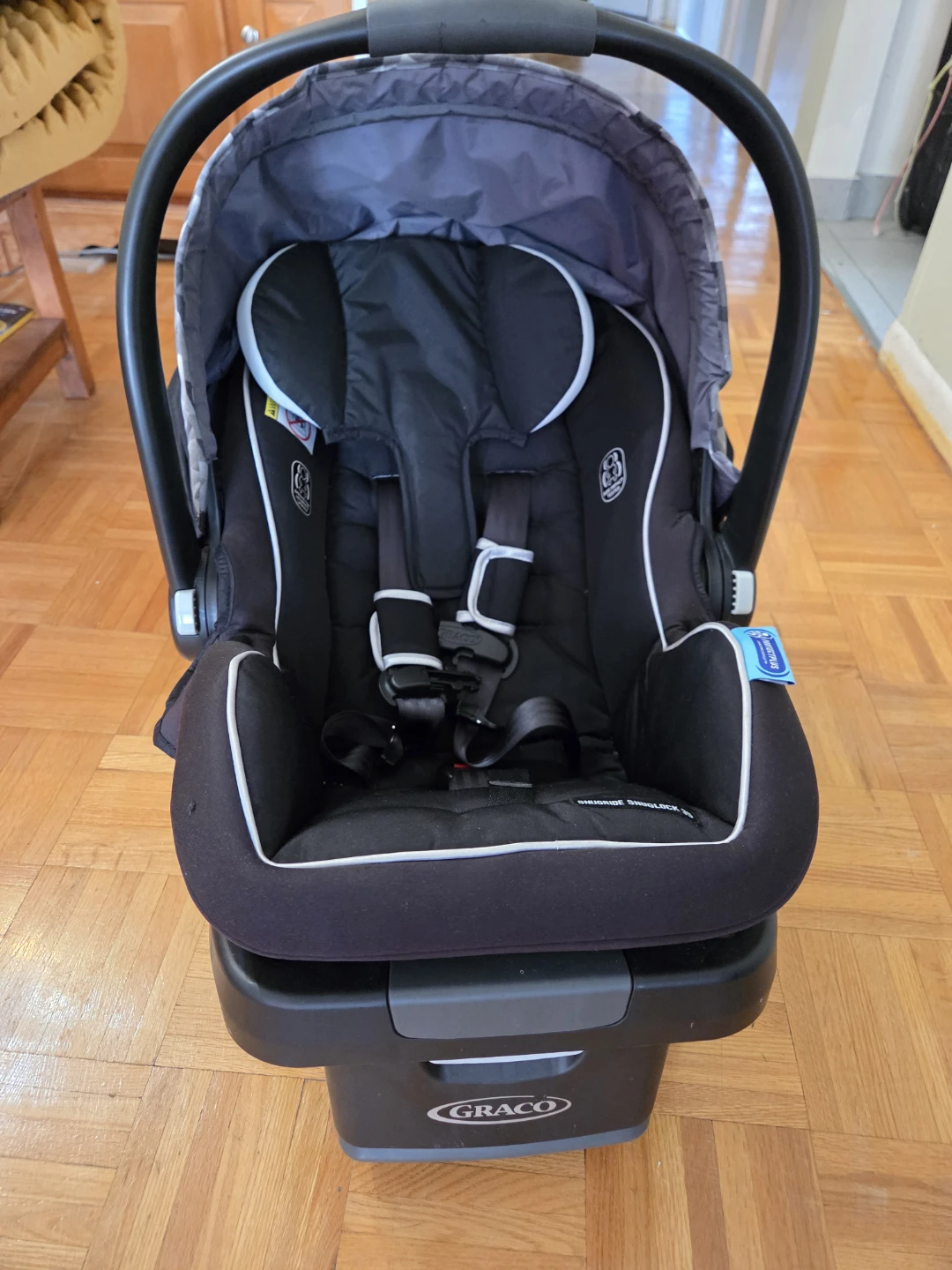 Graco SnugRide 35 Infant Car Seat - photo 4