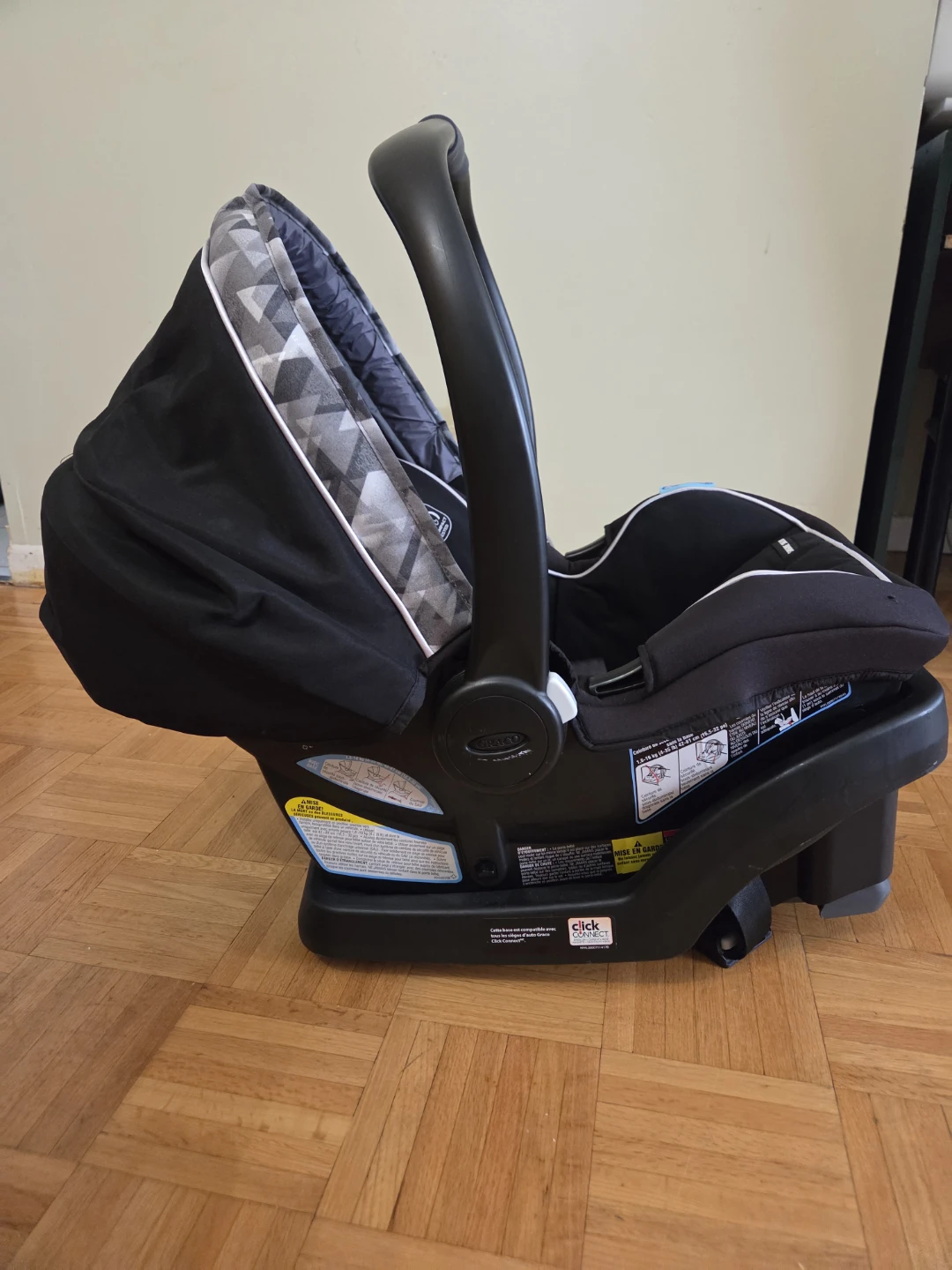Graco SnugRide 35 Infant Car Seat