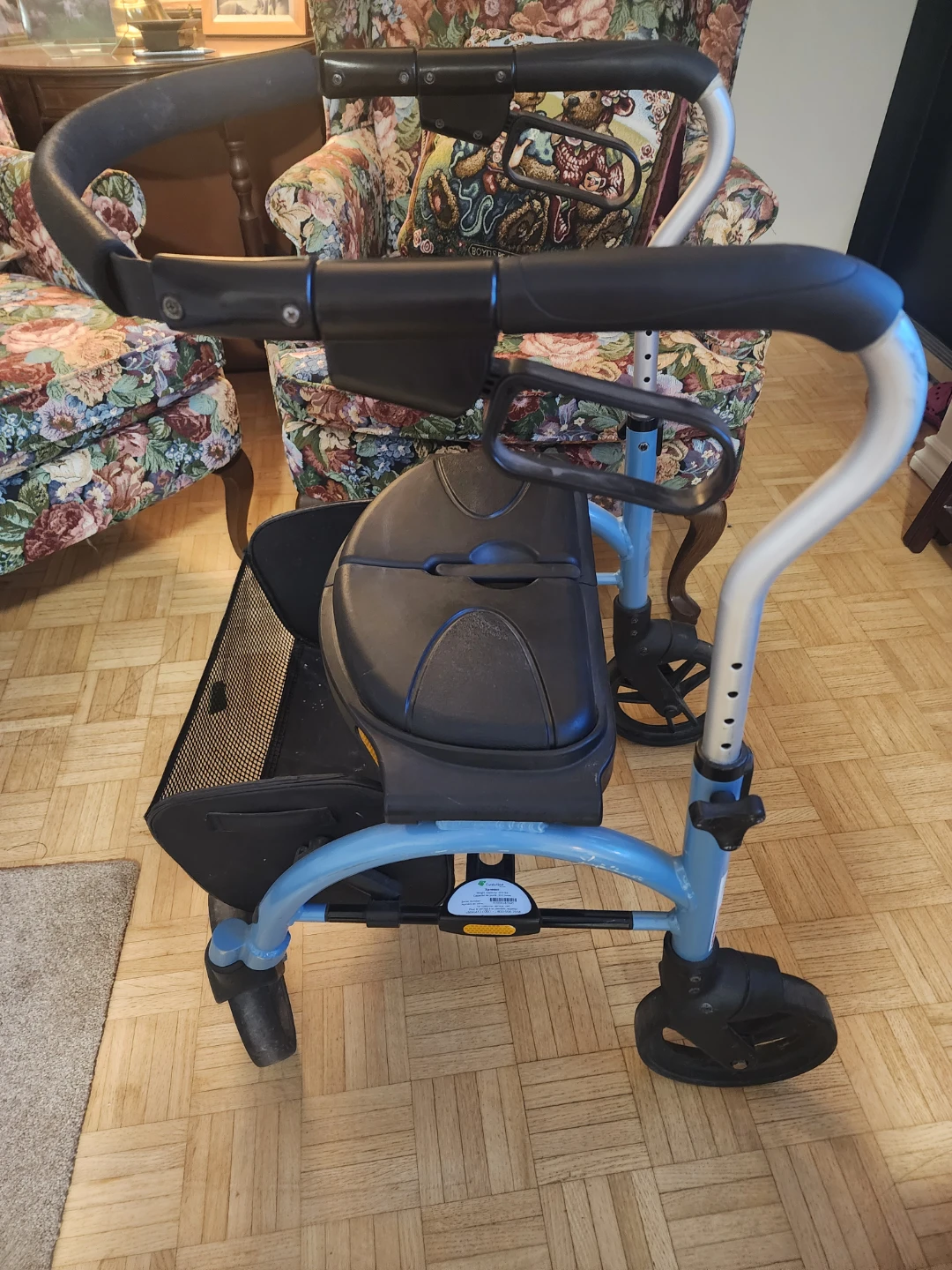 Xpresso Blue Rollator Walker with Seat and Basket $100 Keswick - photo 2