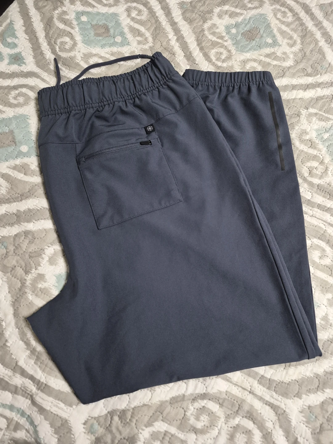 Men's size XXL Dark Grey Gaiam Pants