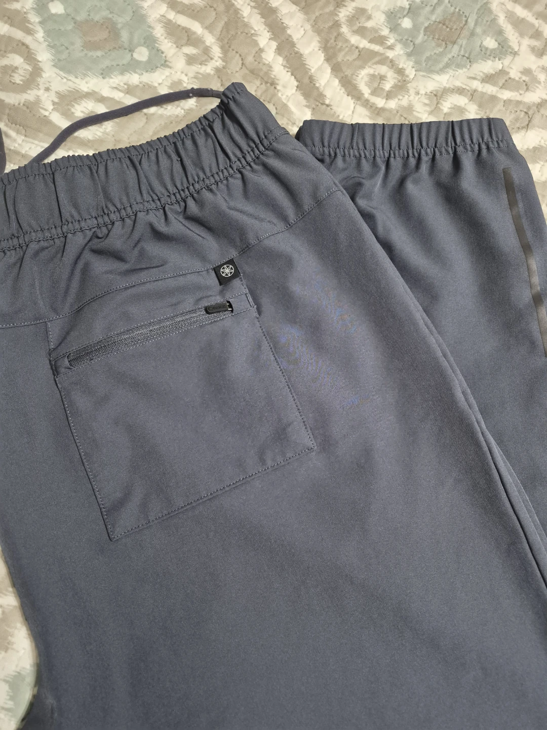 Men's size XXL Dark Grey Gaiam Pants - photo 2