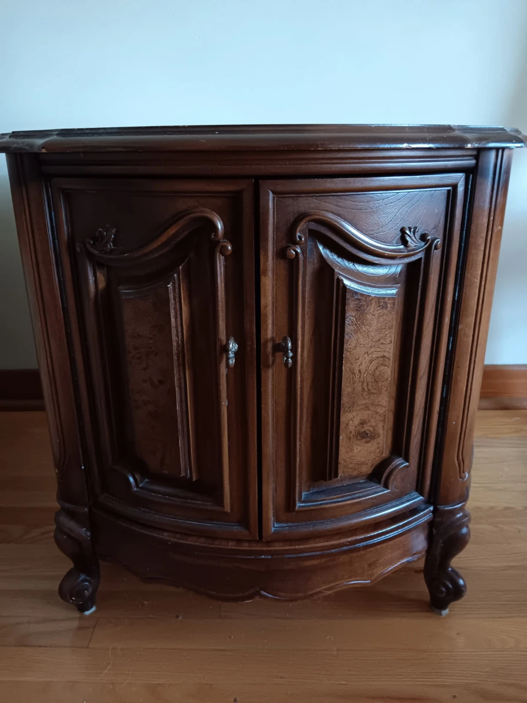 Antique Wooden endtable with Ornate Doors