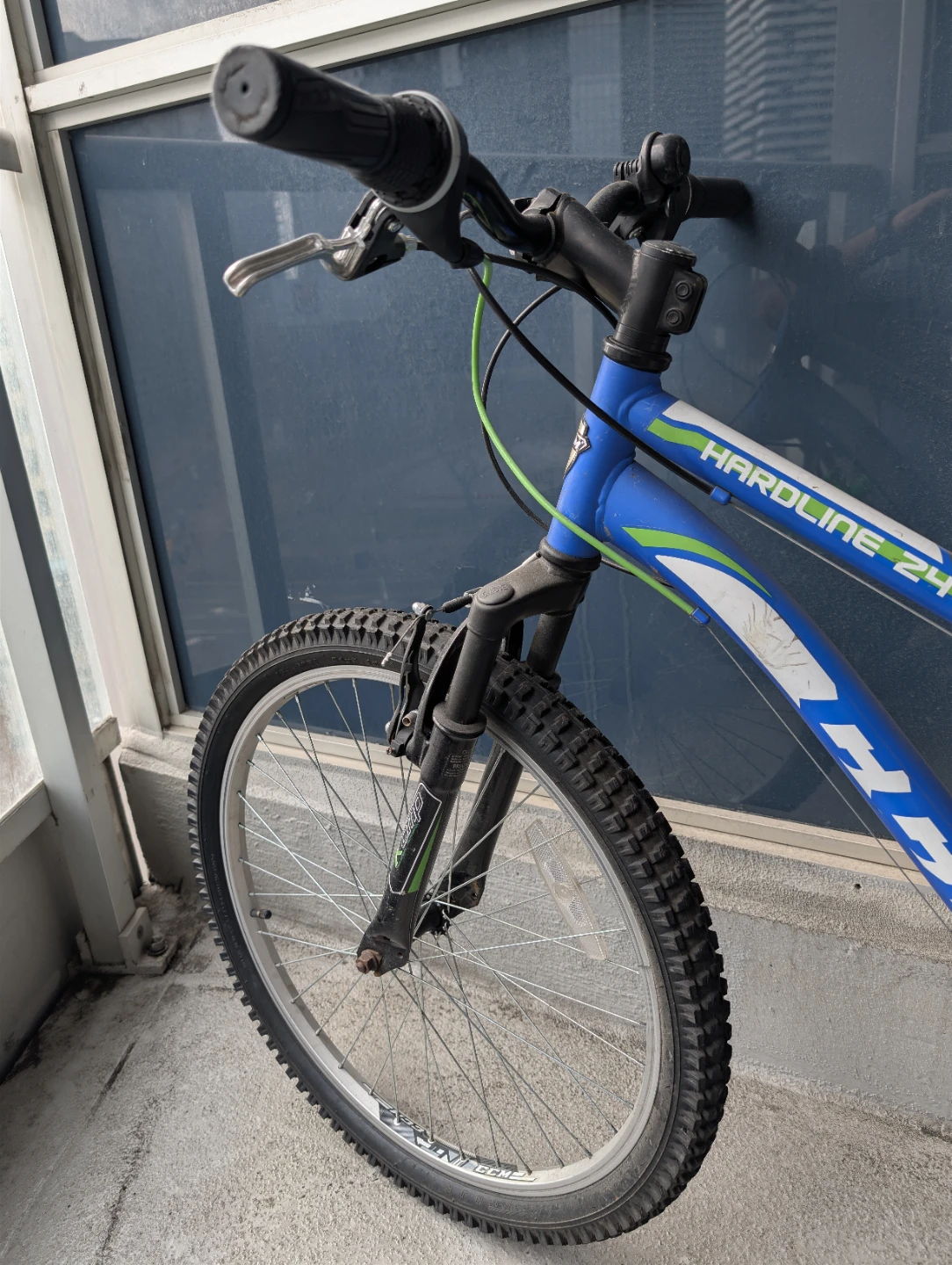 CCM Hardline 24" Boys Mountain Bike - photo 3