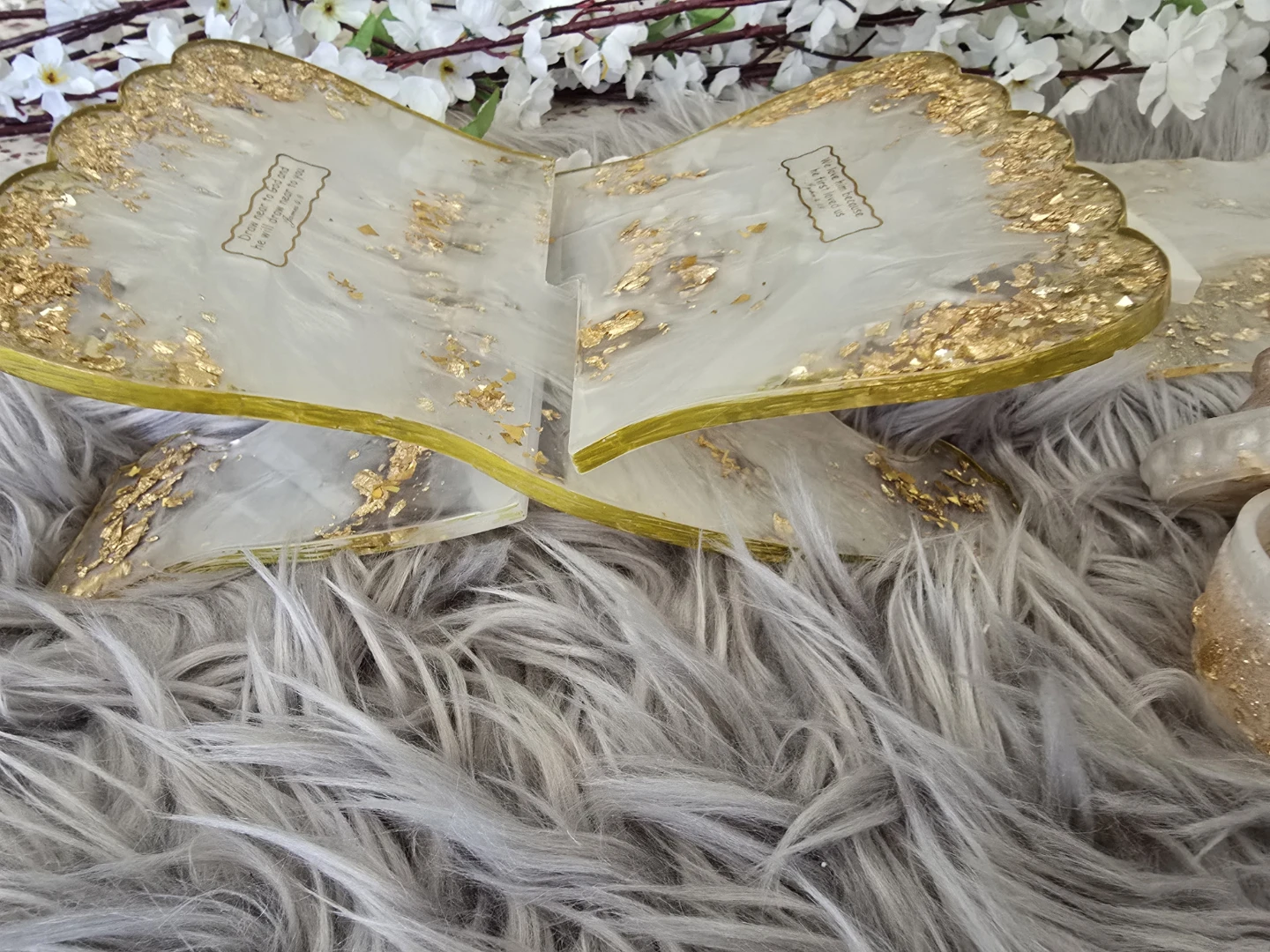 Resin book Stand with Decorative Set - photo 2