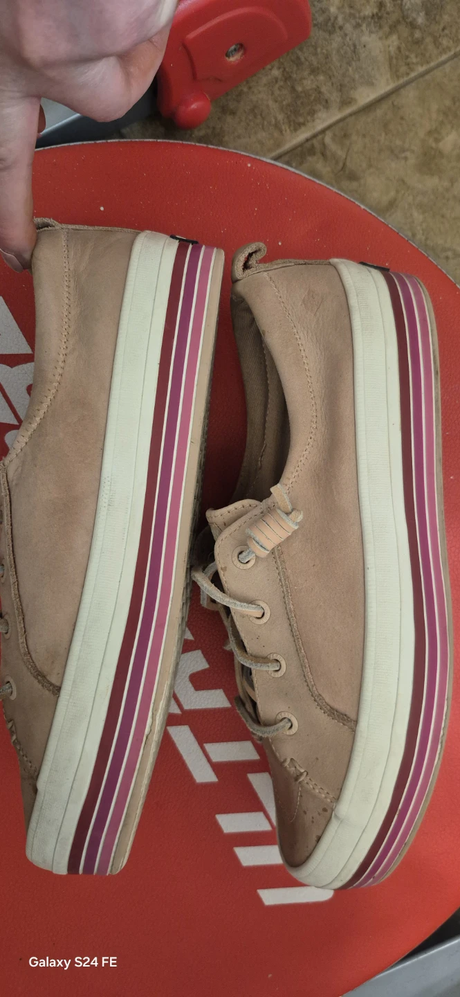 Sperry Women's Sneakers Size 8half