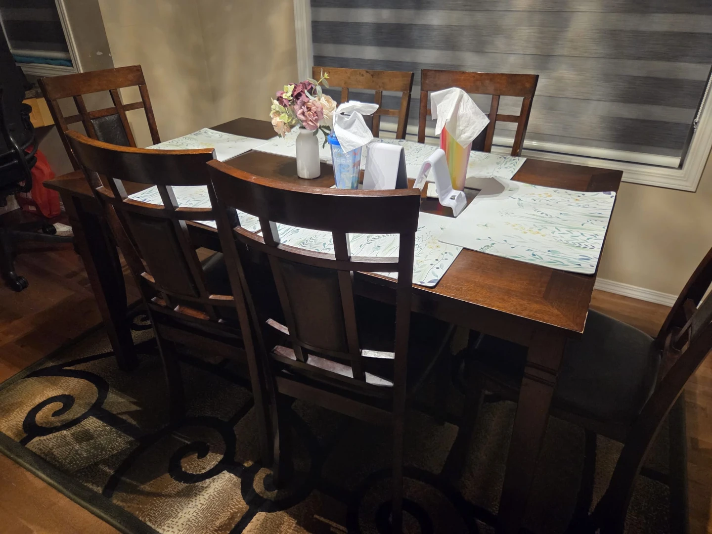 Dinning table with six chairs - photo 2
