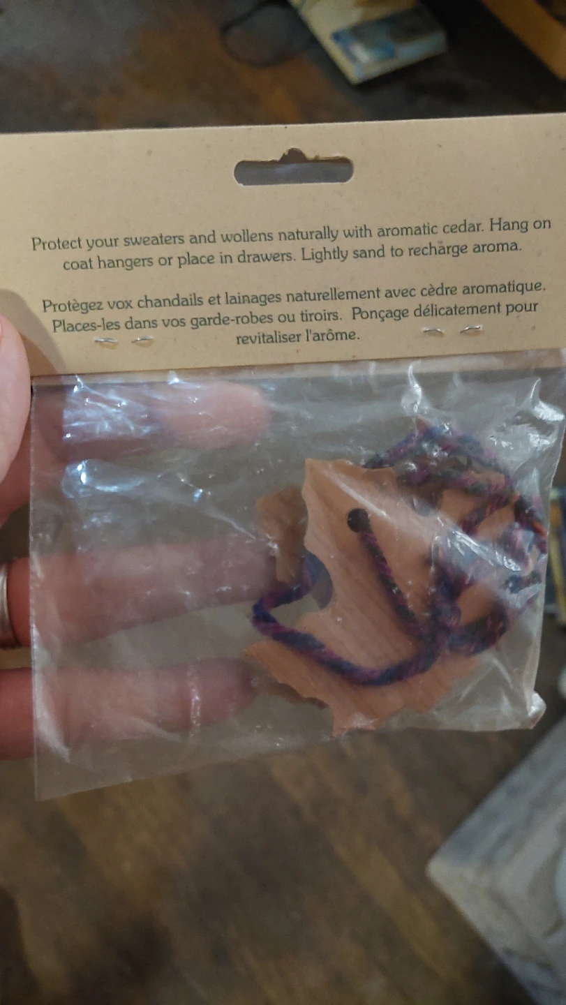 🌱 Aromatic Cedar Closet Fresheners: maple leaf - photo 2