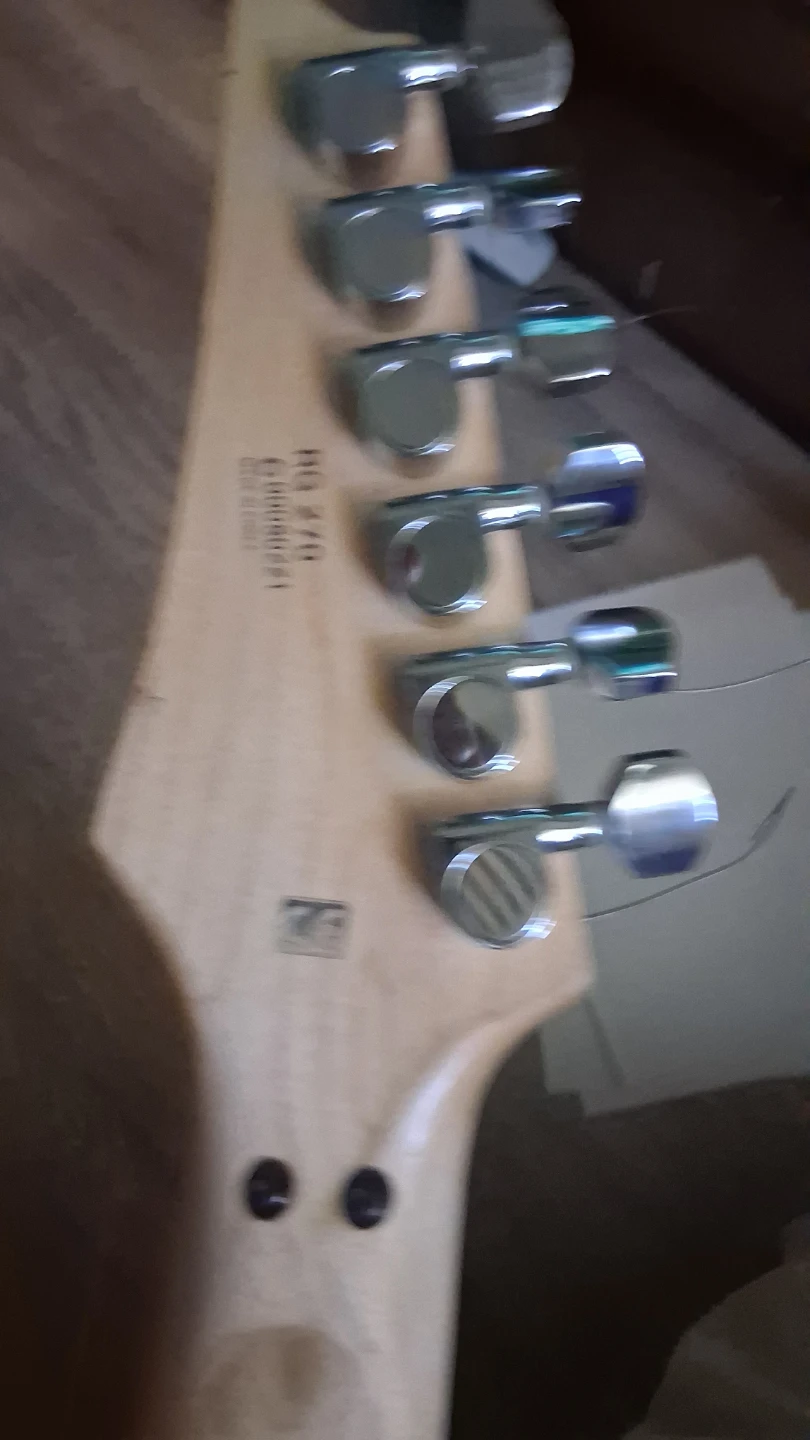 Ibanez RG Series Electric Guitar - photo 2