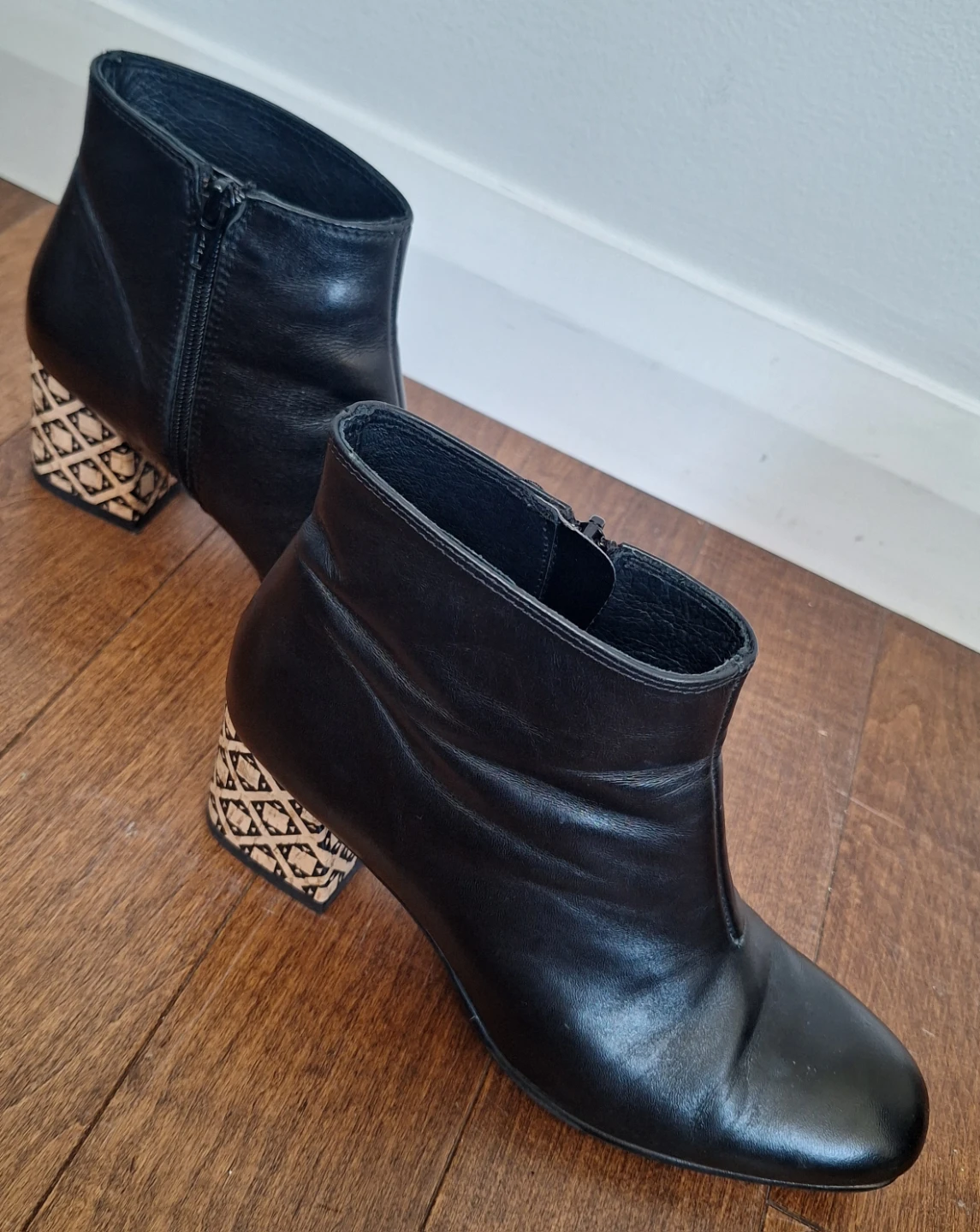 Black Leather Ankle Boots with Patterned Block Heels - photo 5