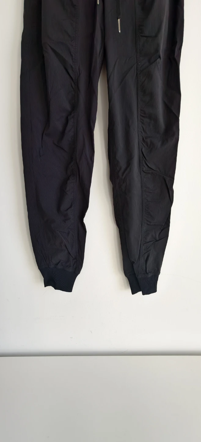 Lululemon Black Jogger Pants - photo 3