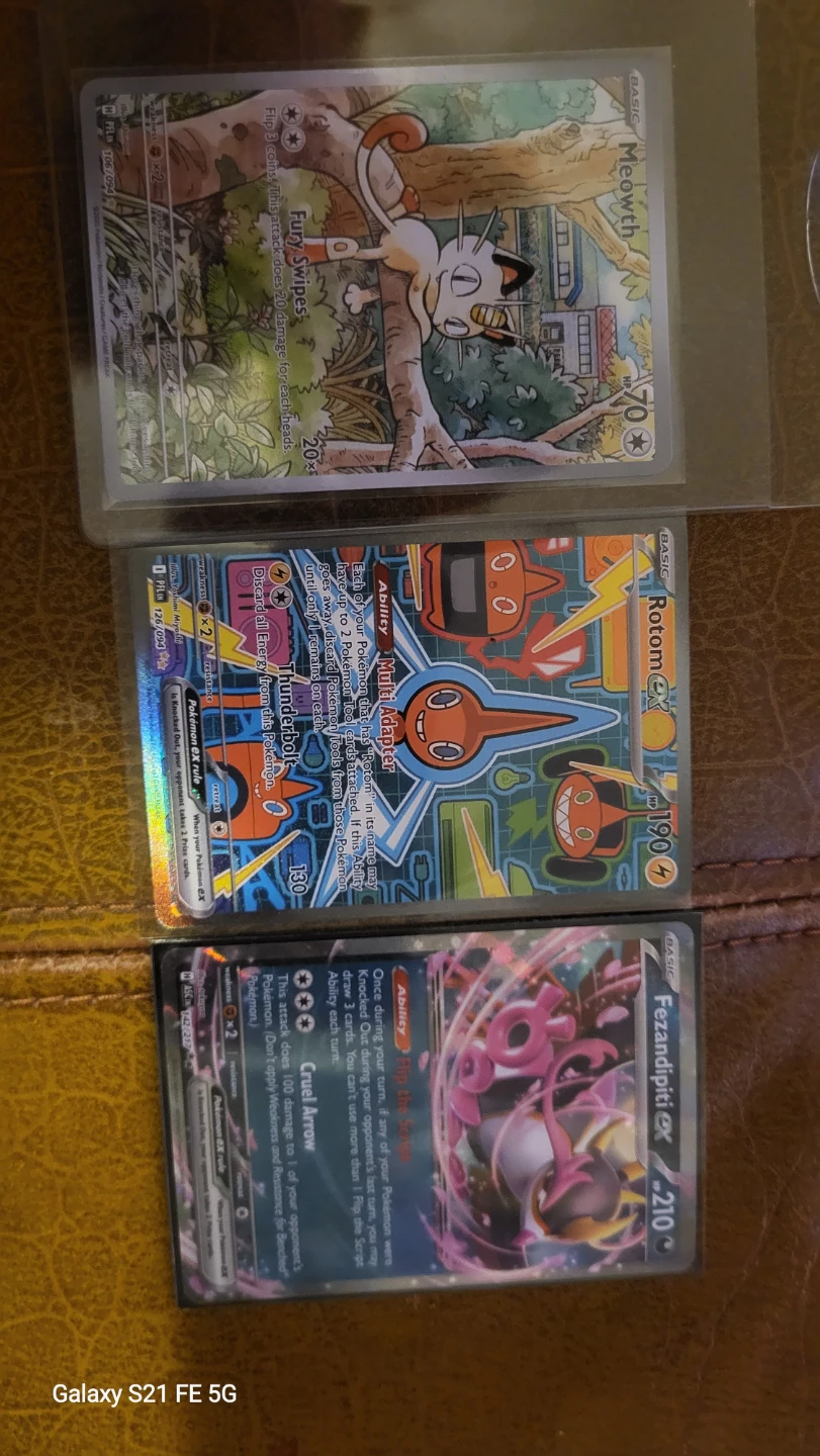 Pokemon Trading Cards: Meowth, Rotom, Fezandipiti - photo 2