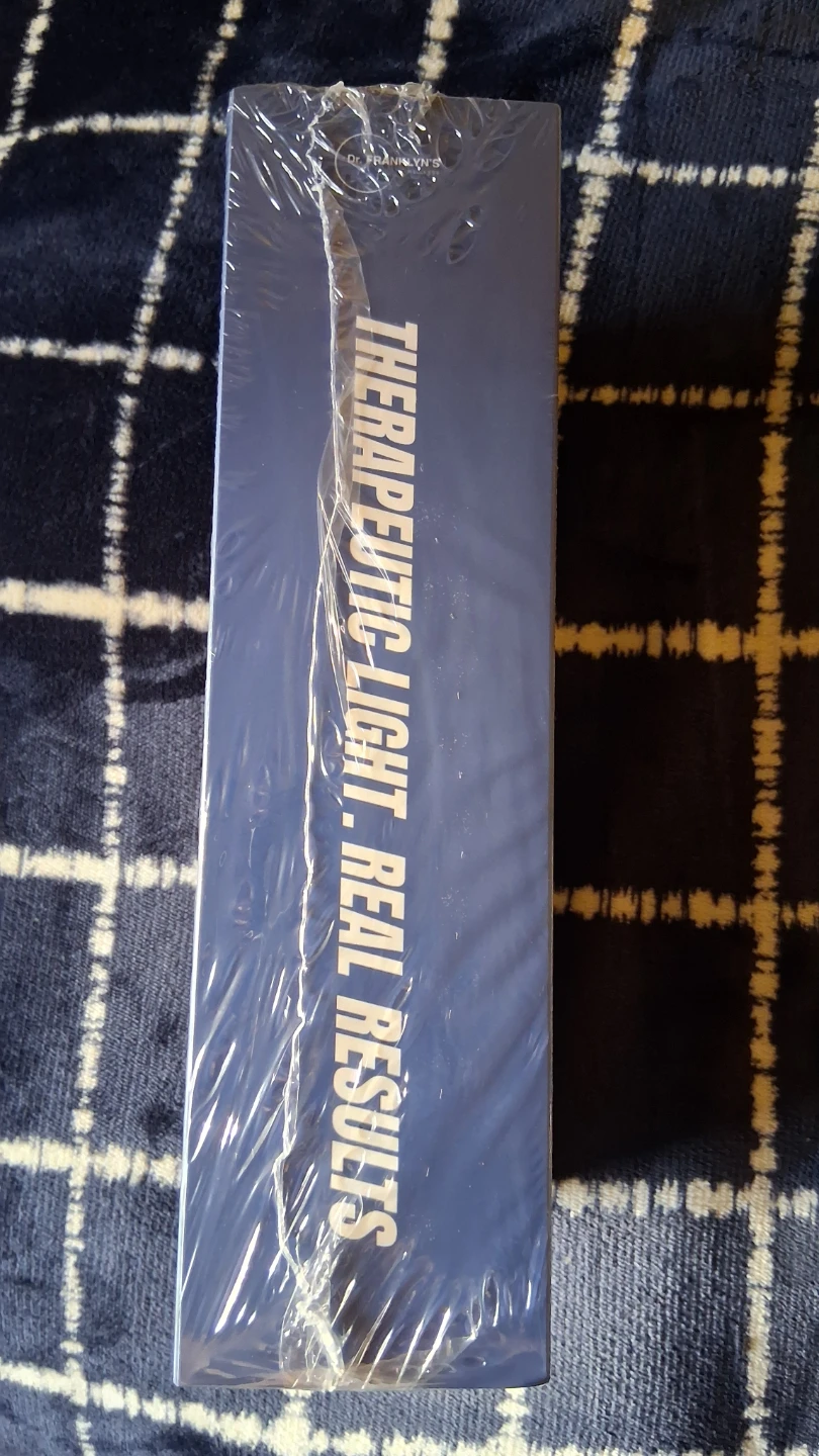 Dr. Franklyn's Wellness Red Light Therapy Pad - photo 2