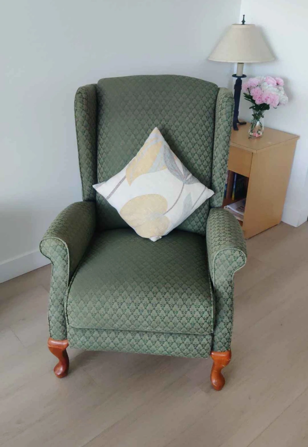 Green Wingback Recliner Armchair