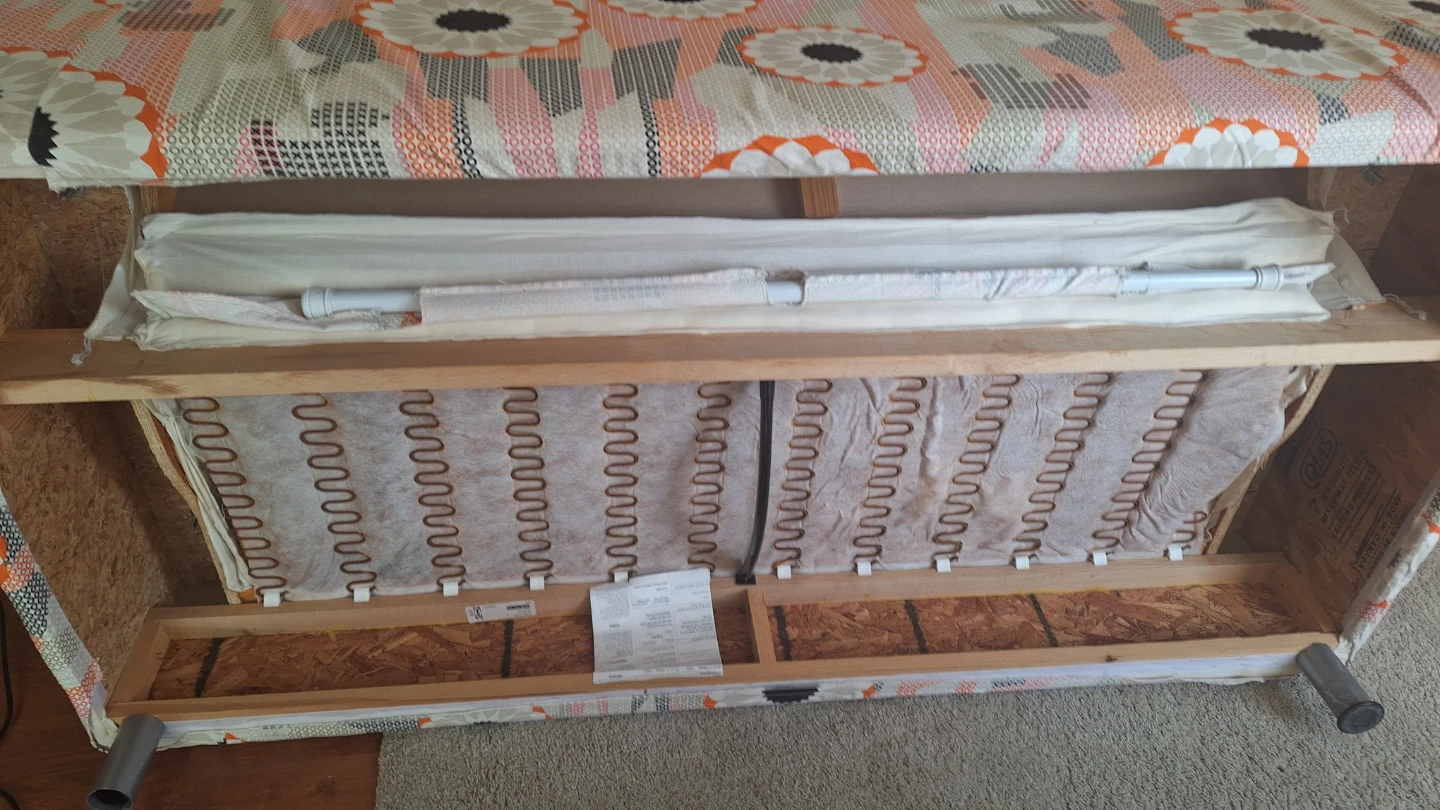 IKEA KLIPPAN Loveseat - photo 3
