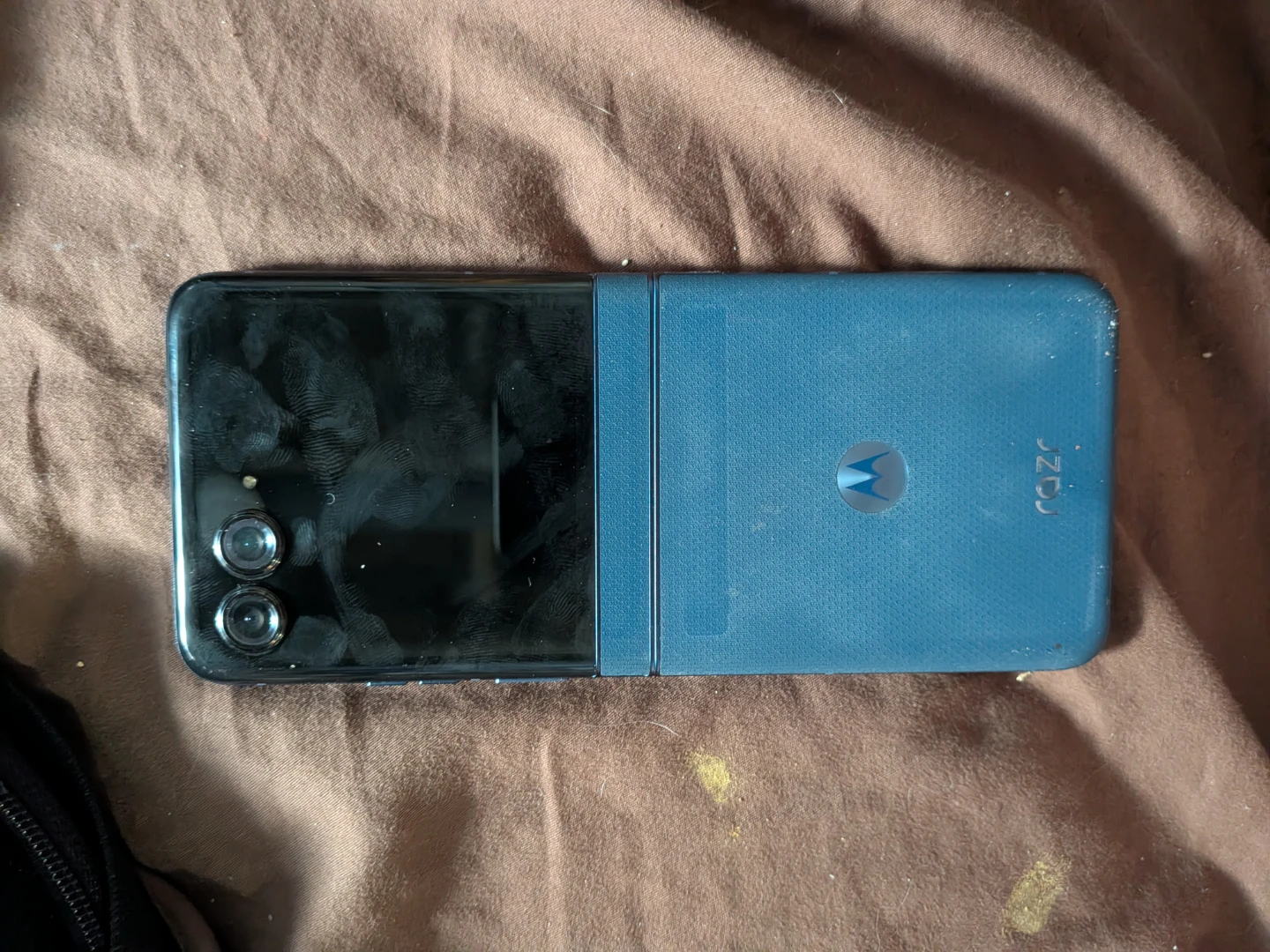 Motorola Razr+ 5G Flip Phone (Blue) 2025 - photo 4