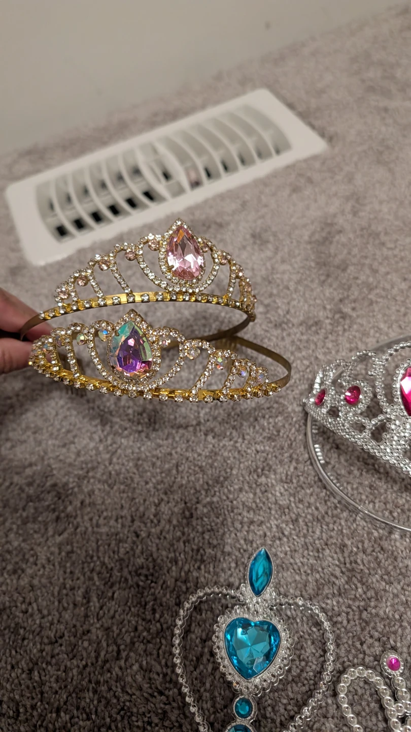 Princess Dress-Up Set: Tiara, Wand & Gloves - photo 3