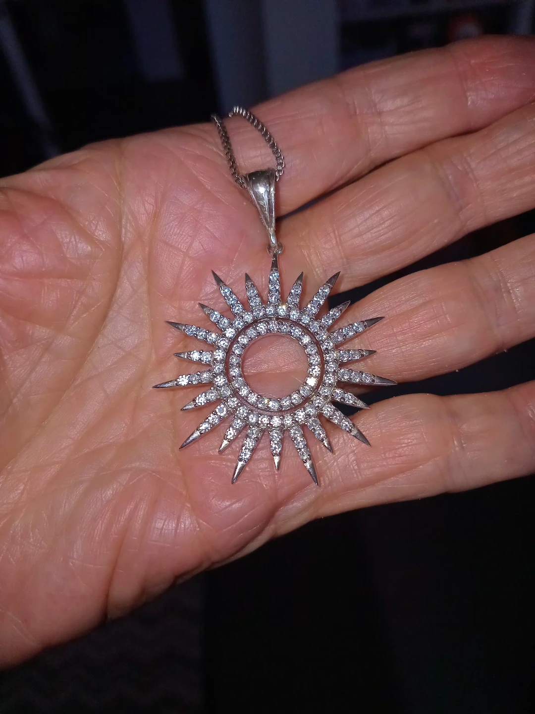 Sparkly Sun Pendant Necklace - photo 3