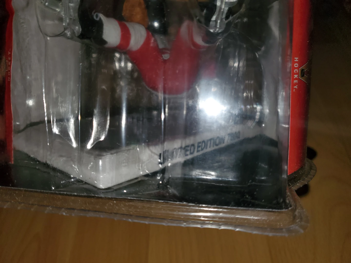 Brand New Gordie Howe Limited Edition /7800 Figure - photo 4