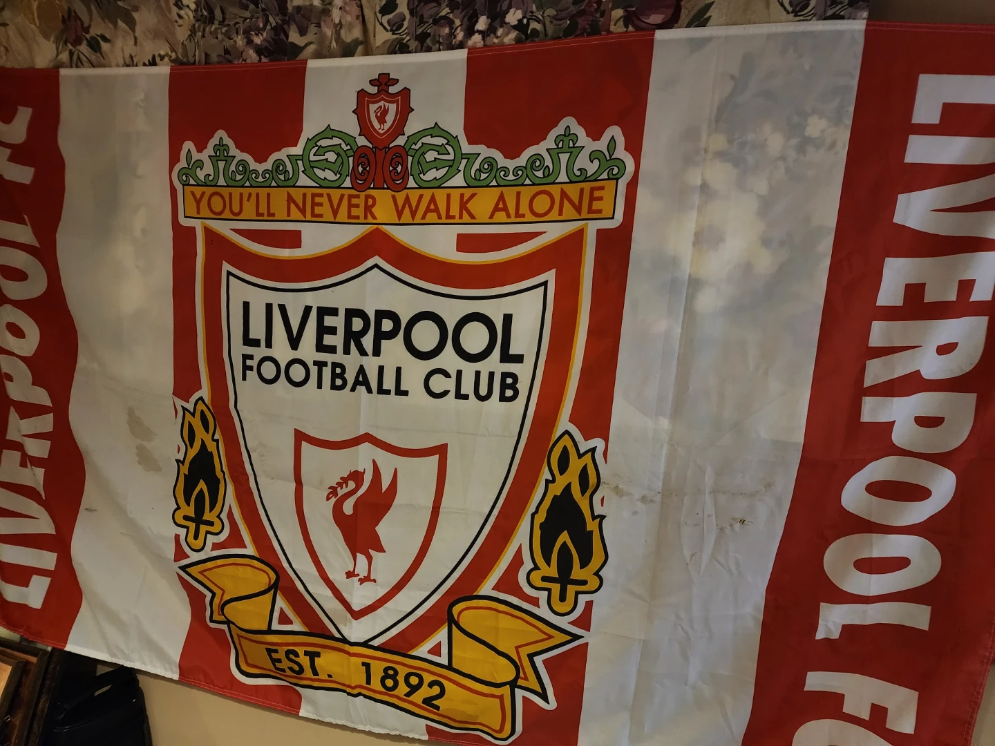 Liverpool FC "You'll Never Walk Alone" Football Club Flag - photo 3