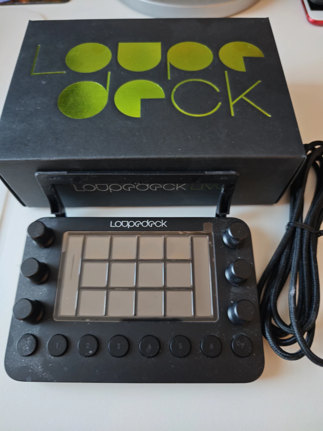 Loupedeck Live Editing Console - photo 2