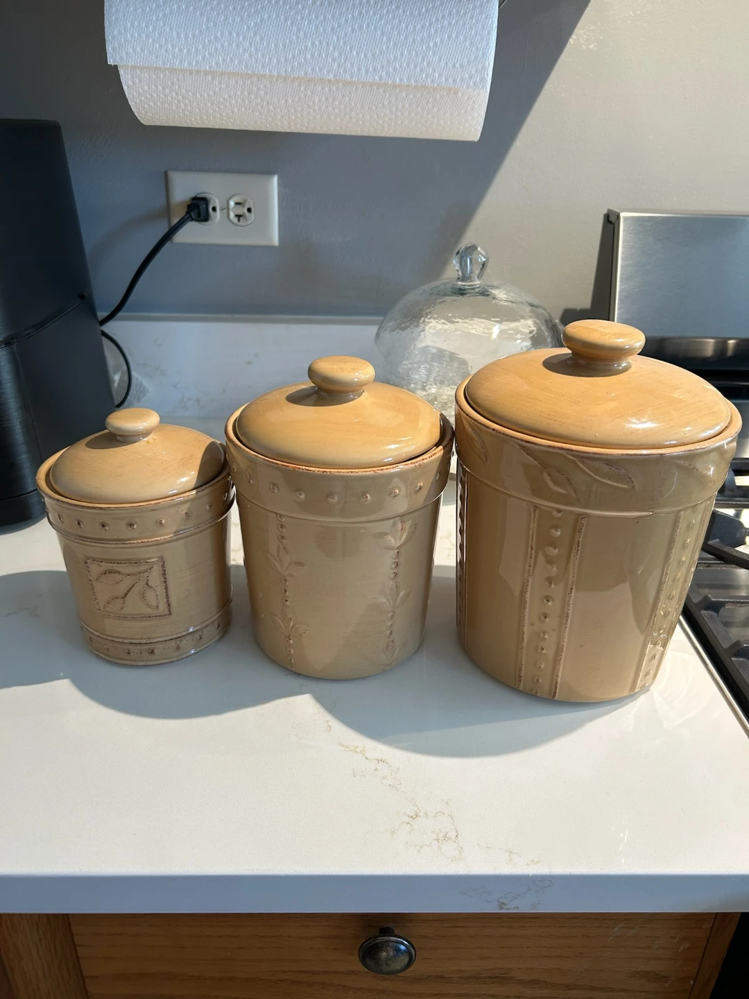 Set of 3 Ceramic Canisters with Lids