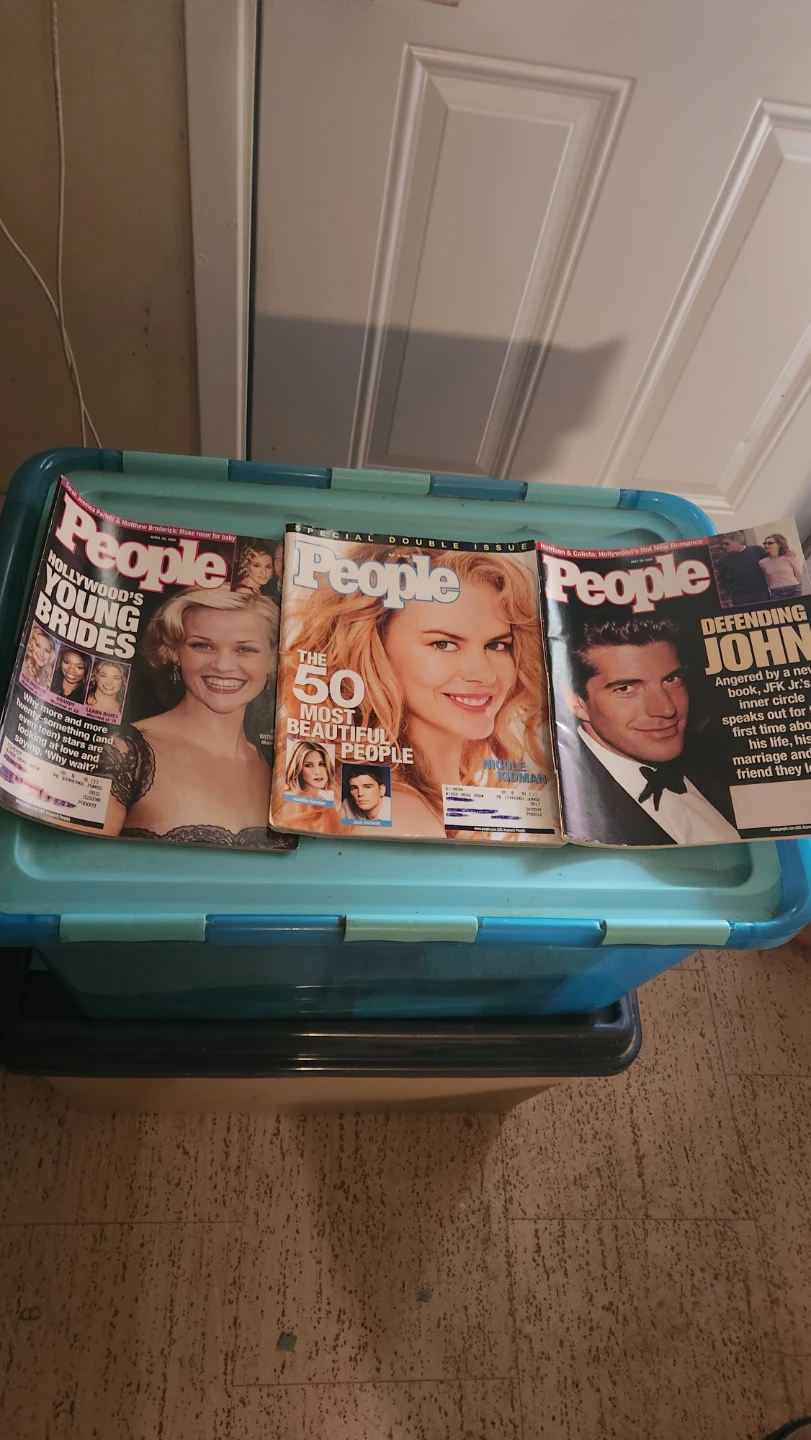 People Magazine Collection - photo 4