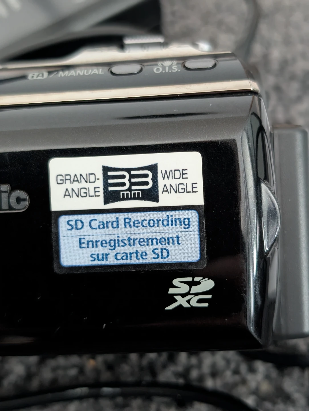 Panasonic SDR-S70 SD Camcorder - photo 3