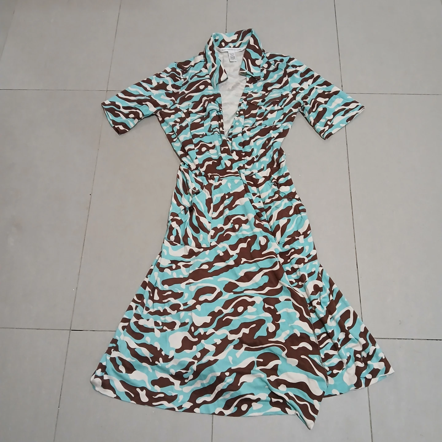 DIANE von FURSTENBERG Silk Wrap Dress
