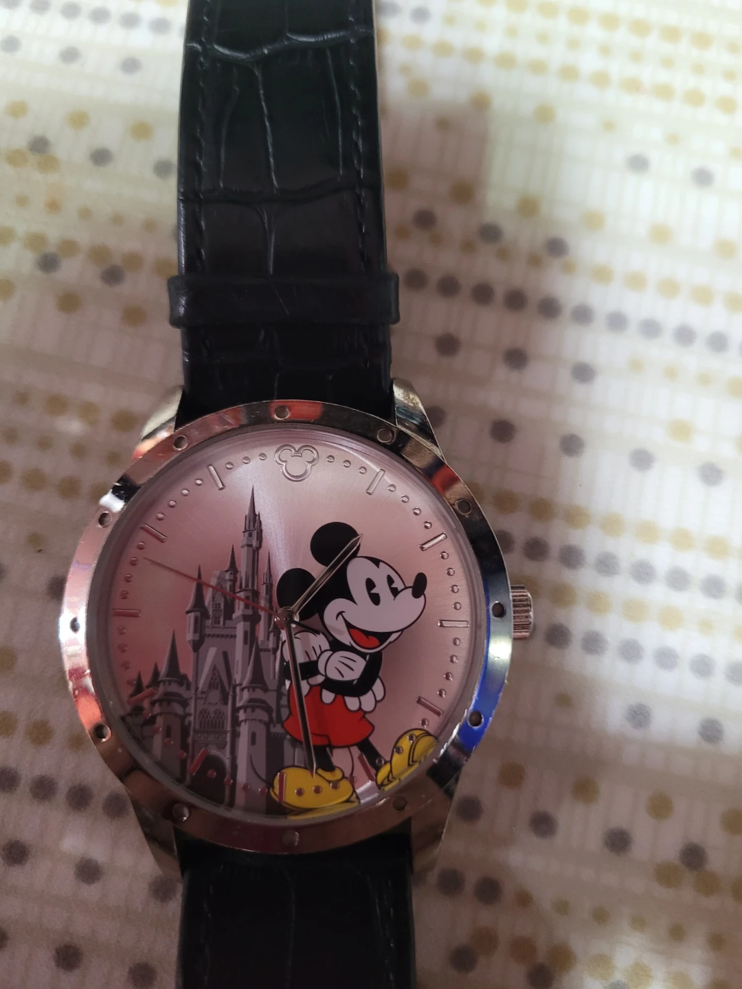 Disney World Mickey Mouse Limited Release Watch