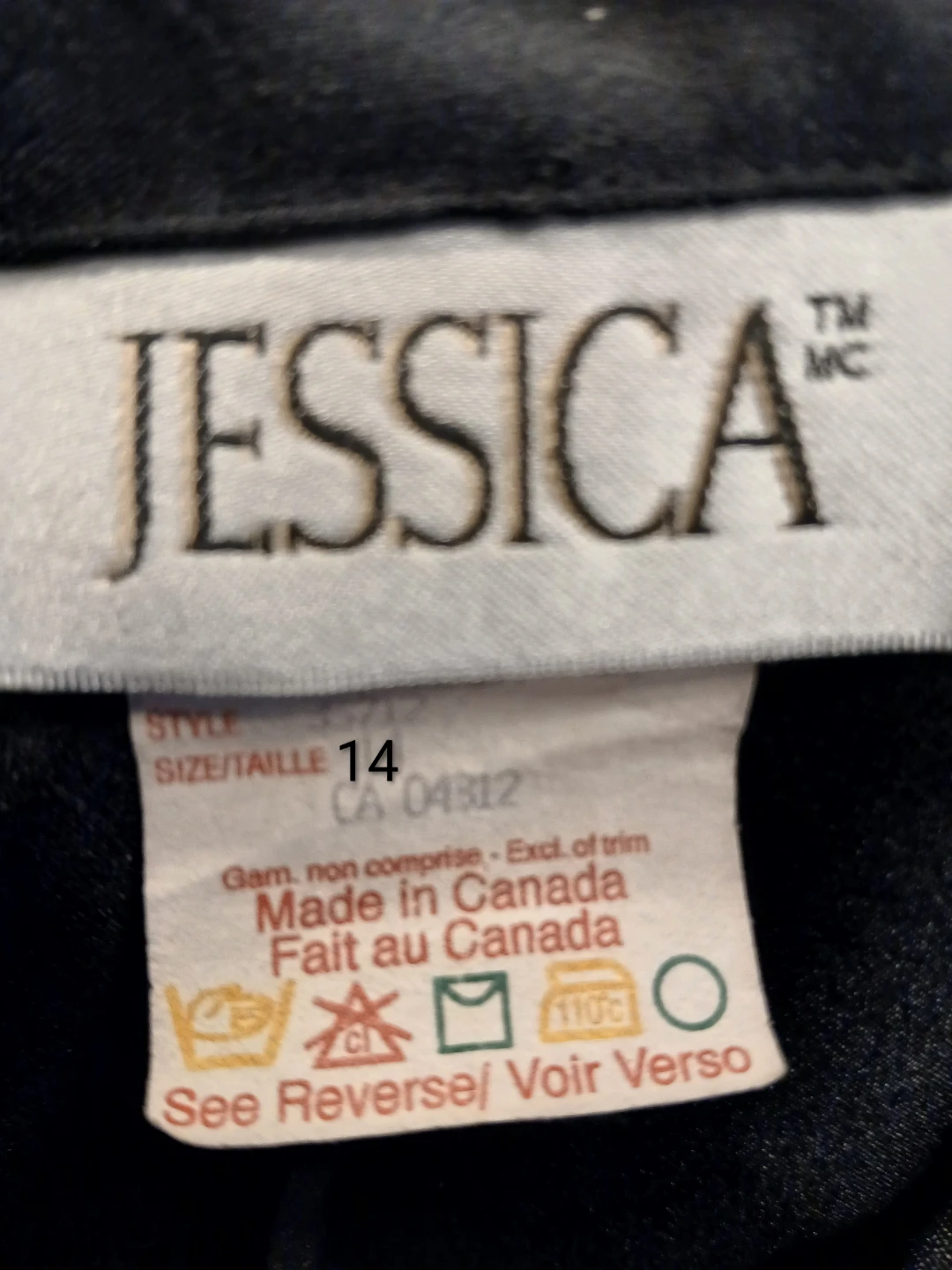 Jessica Blazer Dress-Floral Pattern. Size 14.  It's available! - photo 3