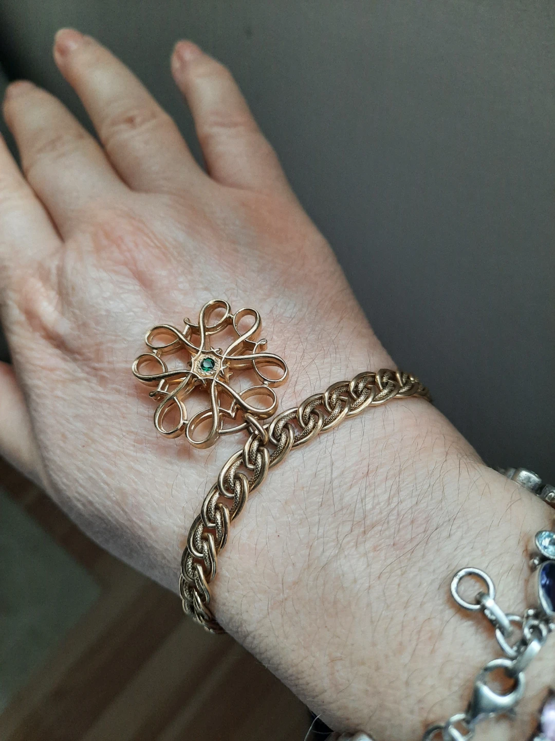 12karat gold filled bracelet  with big charm - photo 2