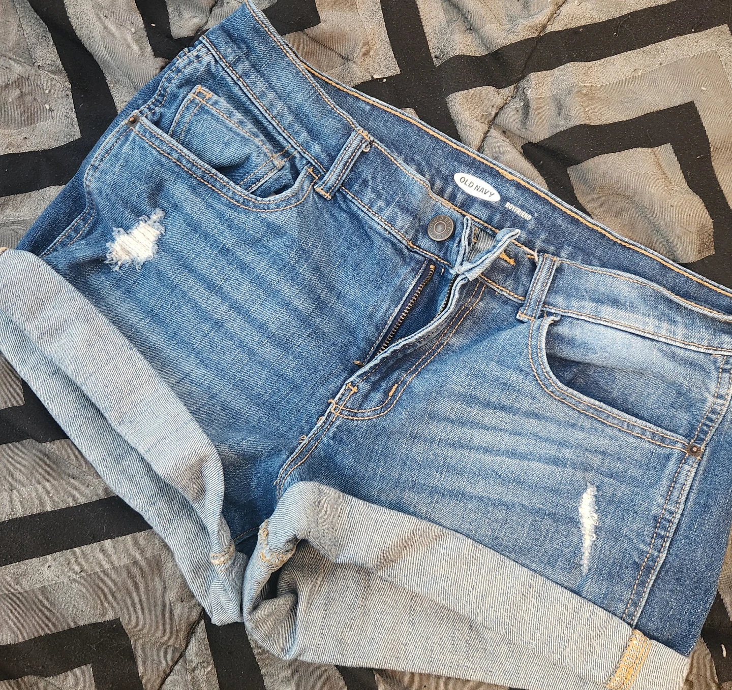 Old Navy Boyfriend Denim Shorts - photo 2