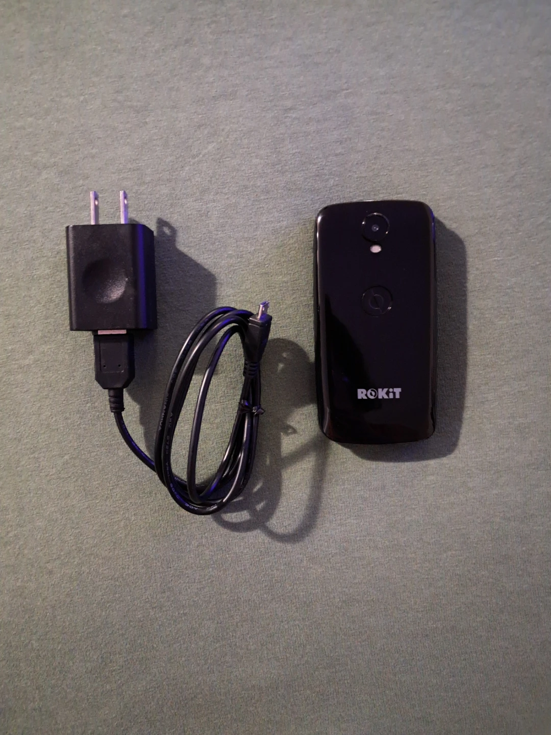 ROKIT Flip Phone with Charger - photo 5