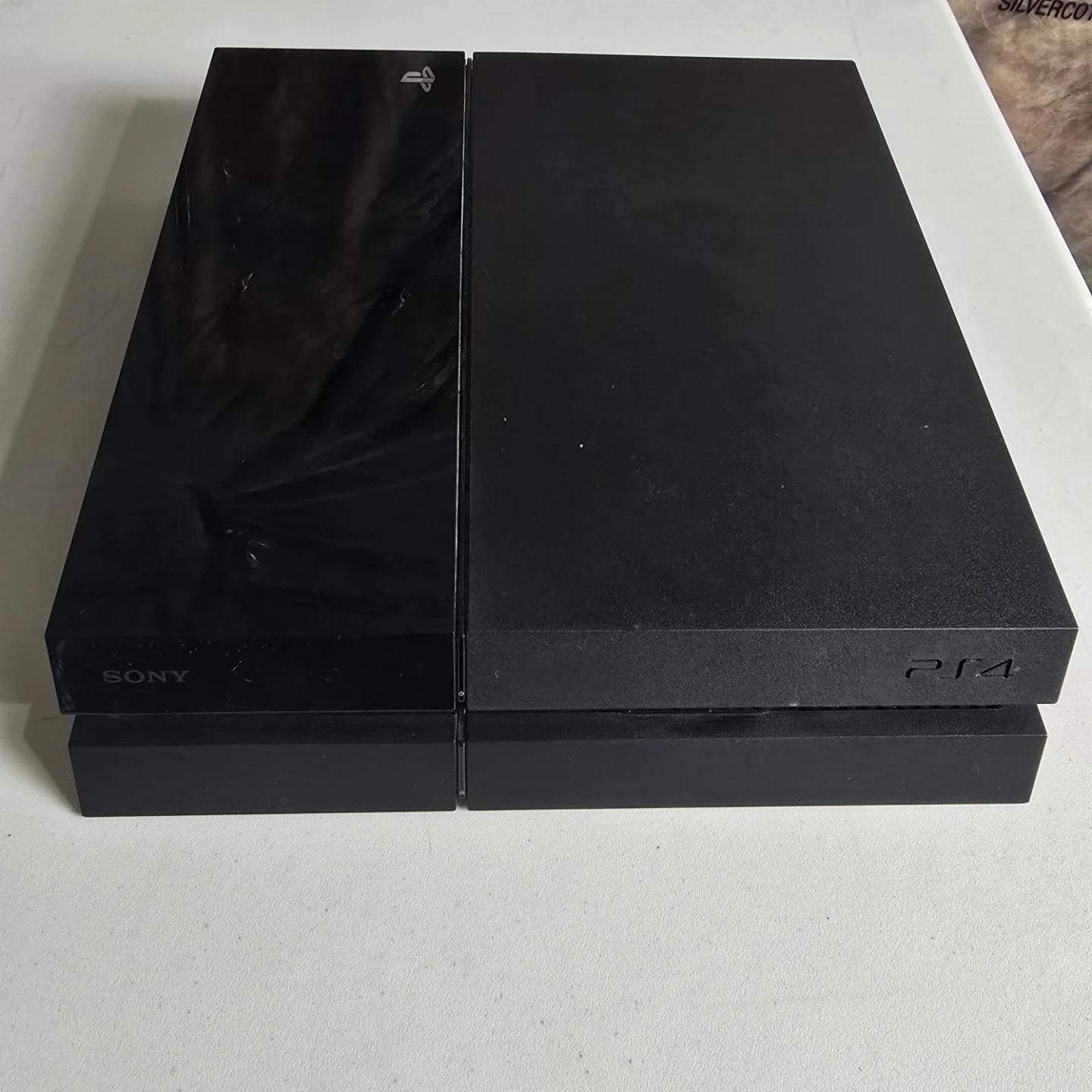Sony PlayStation 4 2TB Console with 2 Controllers and Game - photo 3