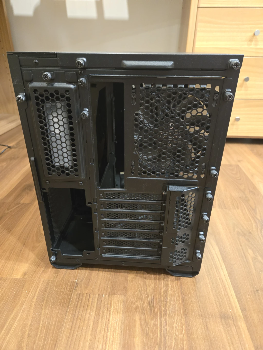LIAN LI O11 AIR MINI Black computer case - photo 2