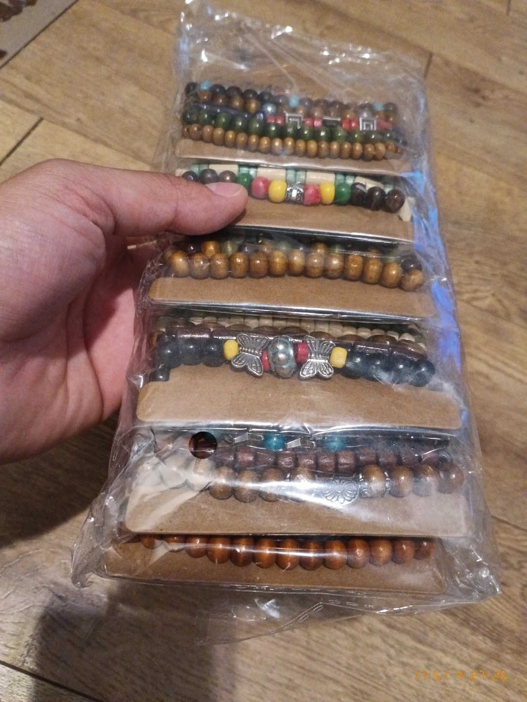 12 Sets of Beaded Bracelets - photo 2