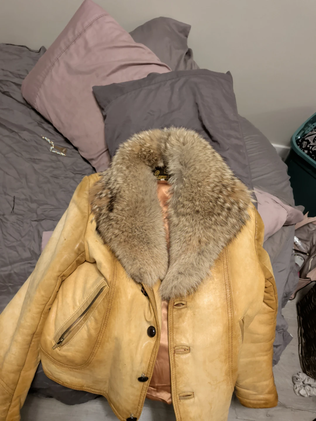 The Leather Ranch Women's Real Fur Trimmed Jacket Size 44 - photo 2
