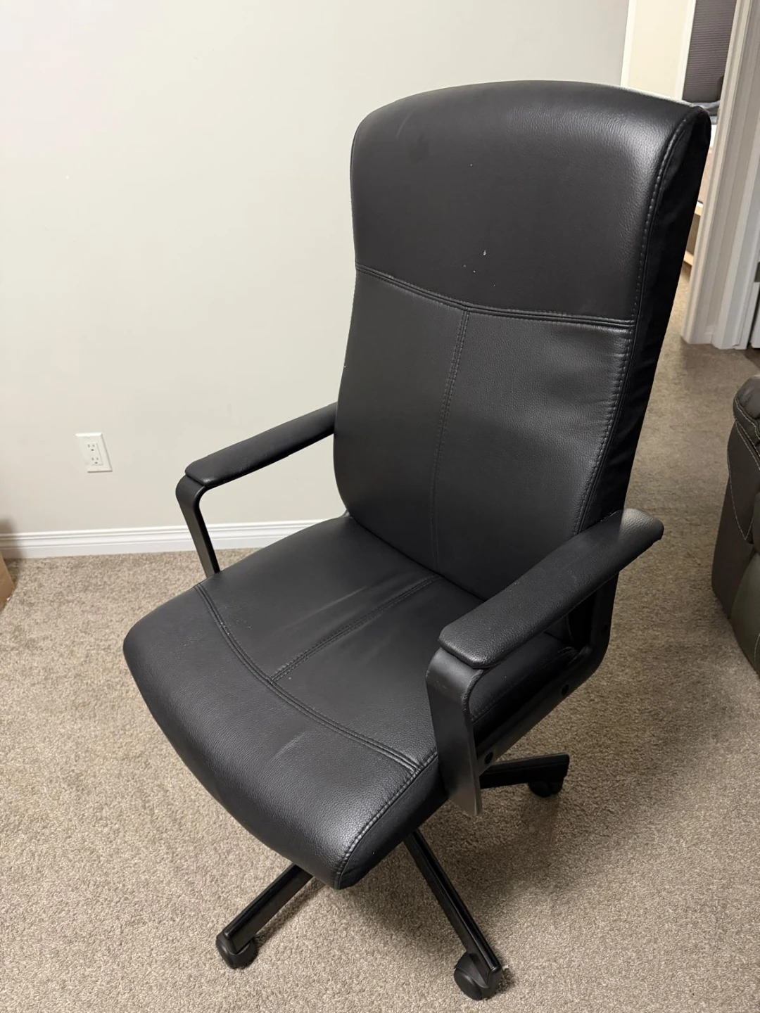2 Black Office Chair - photo 5