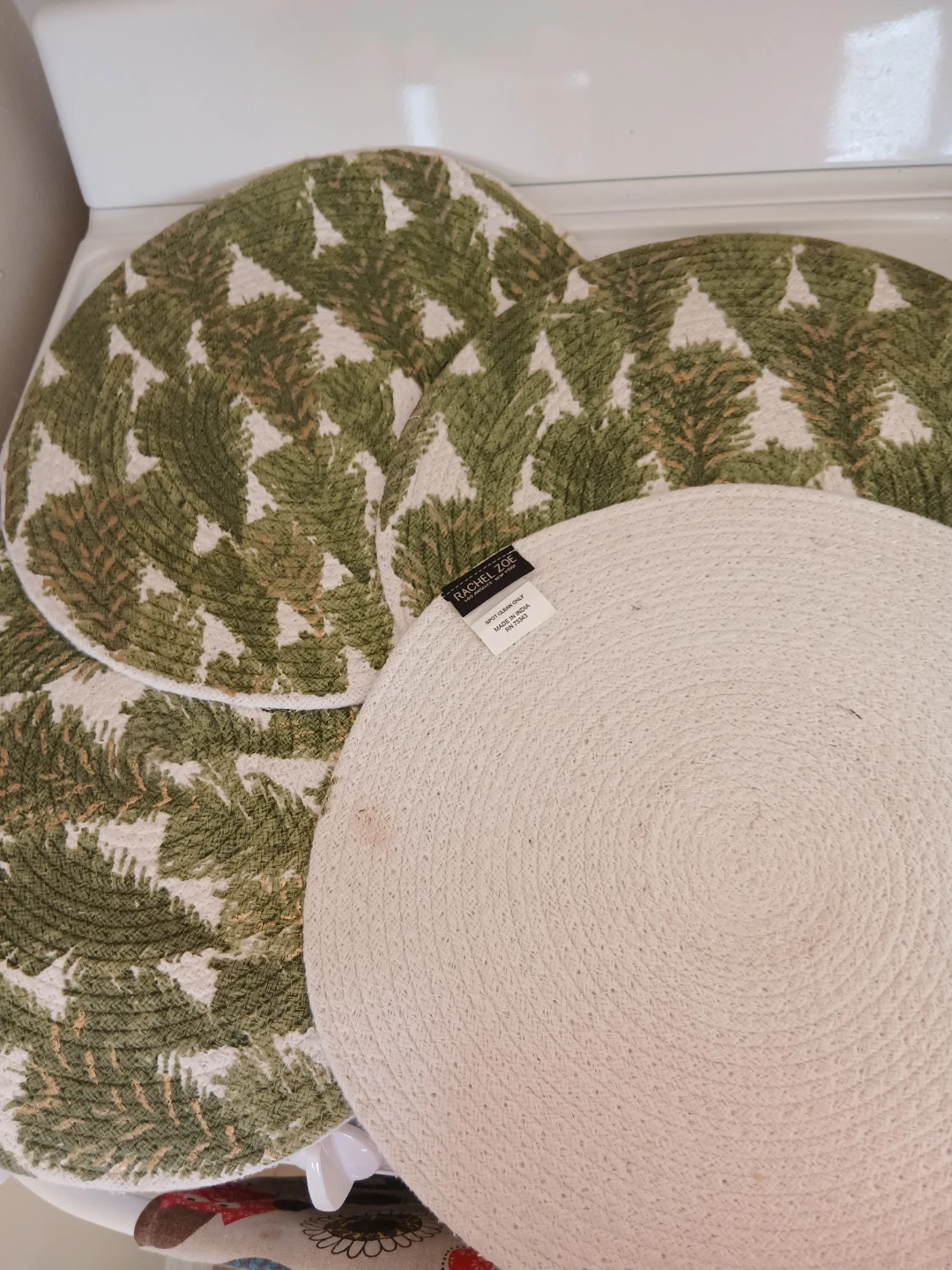 Rachel Zoe Placemats Set of 4 - Green Fern Pattern - photo 3