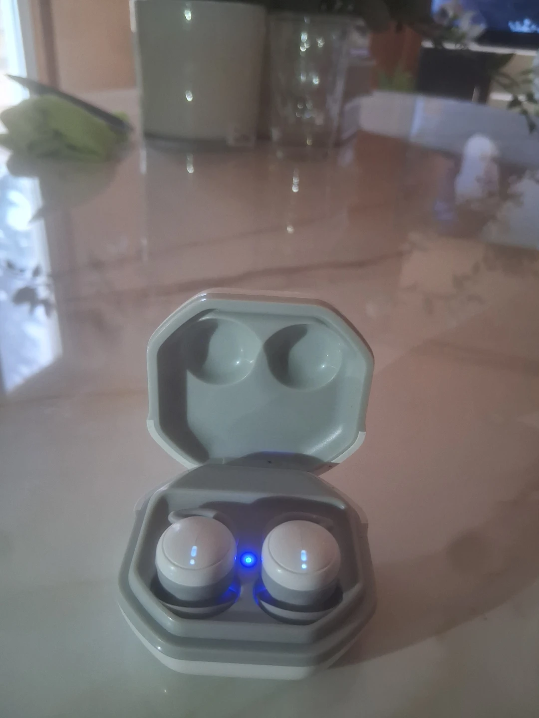 White Wireless Earbuds with Charging Case