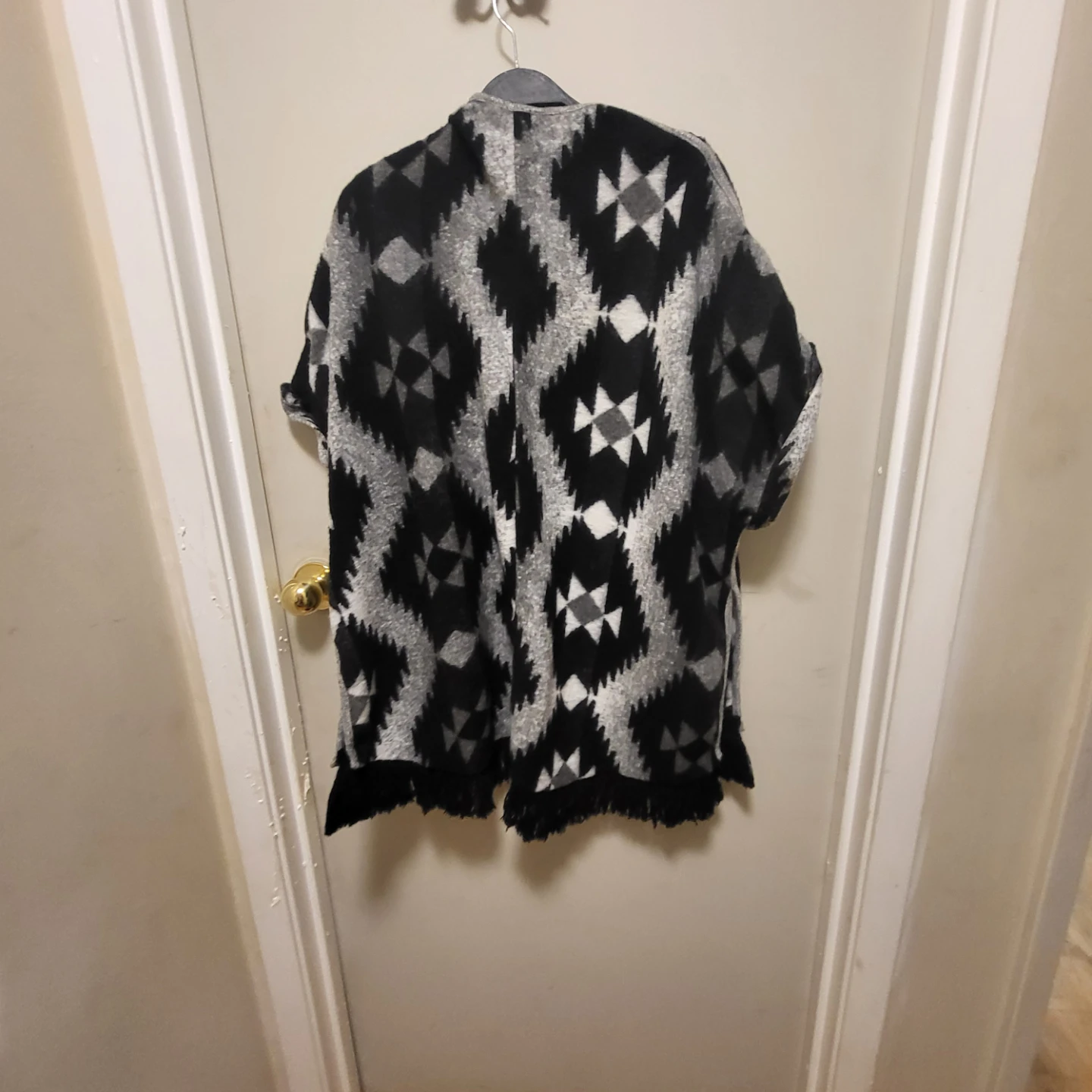 American Eagle Outfitters Women's Kimono Cardigan M/M Like New - photo 2