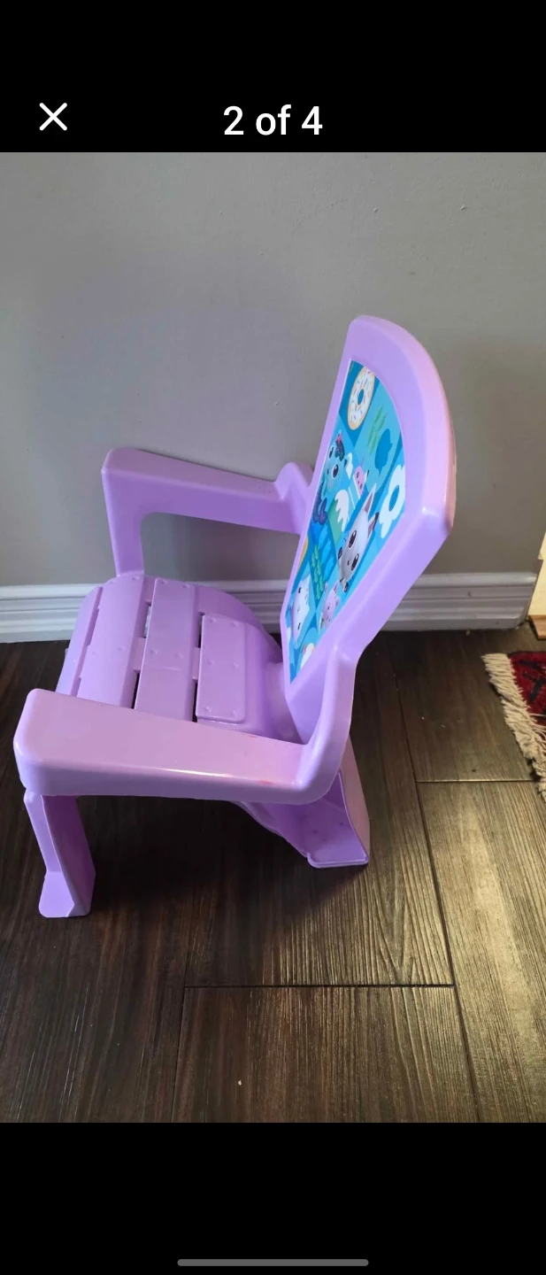 Gabby's Dollhouse Toddler Chair - photo 3