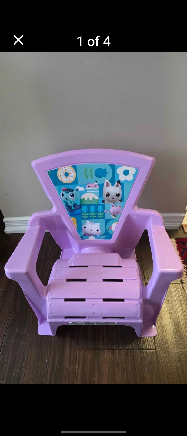 Gabby's Dollhouse Toddler Chair - photo 4